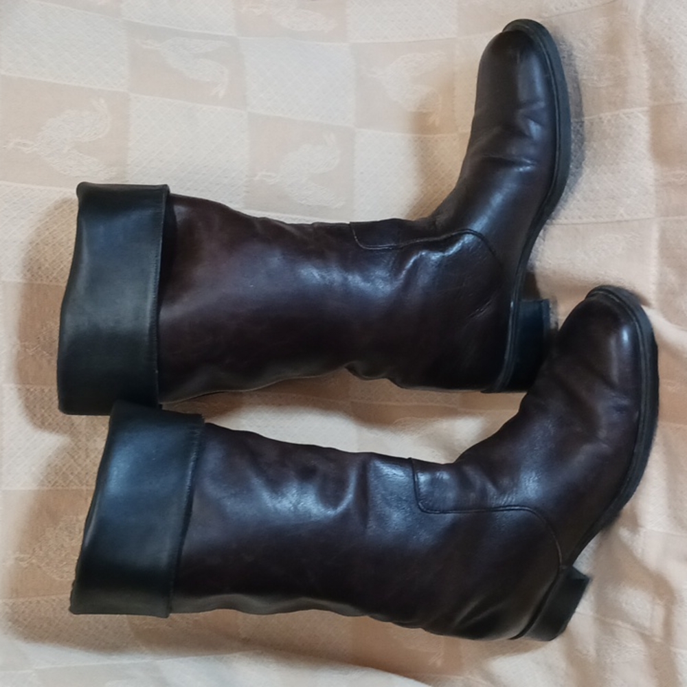 PRICE REDUCED - Santana Canada Waterproof Leather Boots